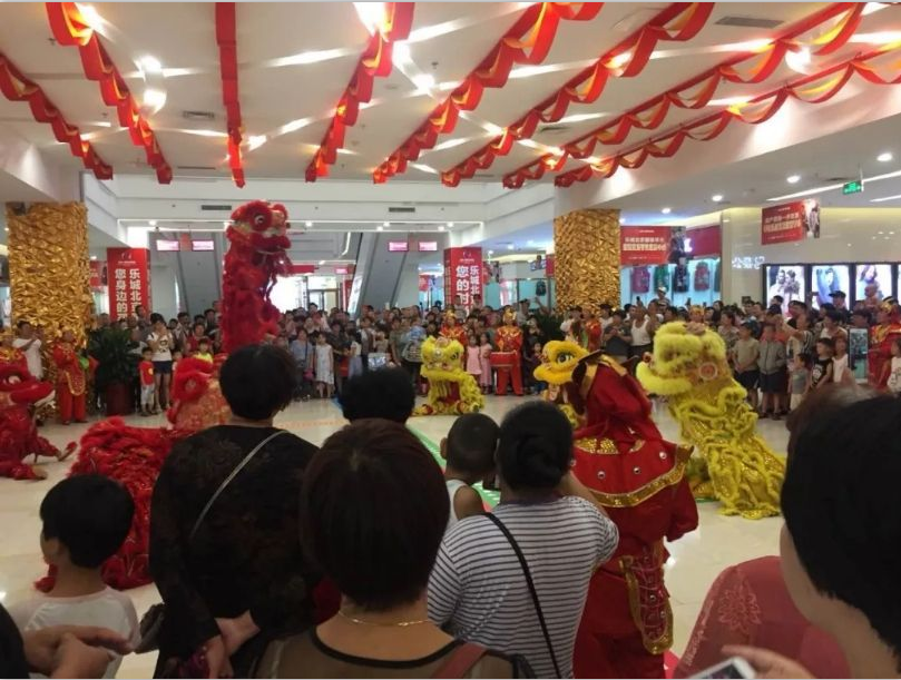 大红门去哪儿？产业转移探访 “北京服装早市”花开石家庄